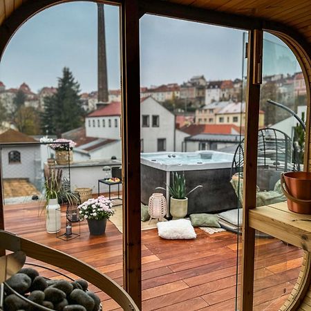 Aparthotel Na Klenici มลาดาโบเลสลัฟ ภายนอก รูปภาพ